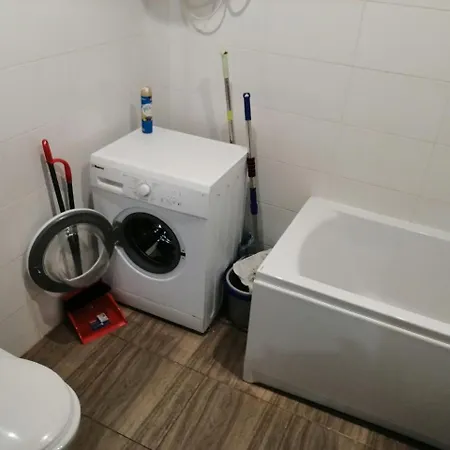 по улице коновальца, 36-э Apartment