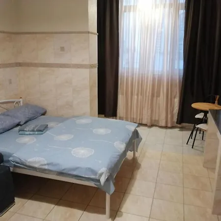по улице коновальца, 36-э Apartman