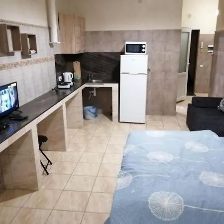 по улице коновальца, 36-э Apartman *